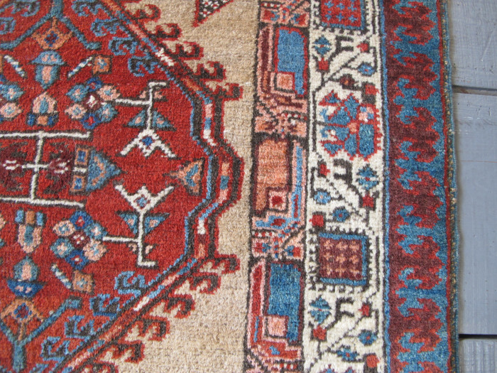 Short and Narrow Sarab Runner